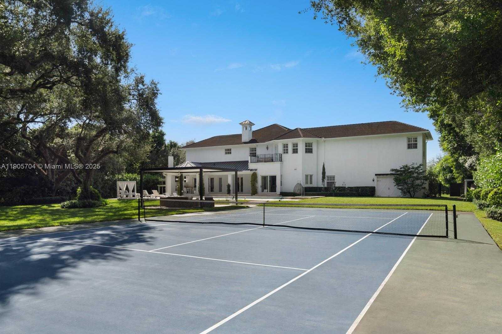 Small Image of 8551 SOUTH WEST 102ND ST, Miami Number 7