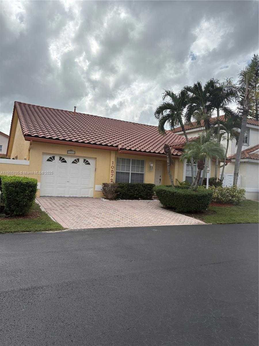Small Image of 10572 NORTH WEST 51ST TER, Doral Number 2