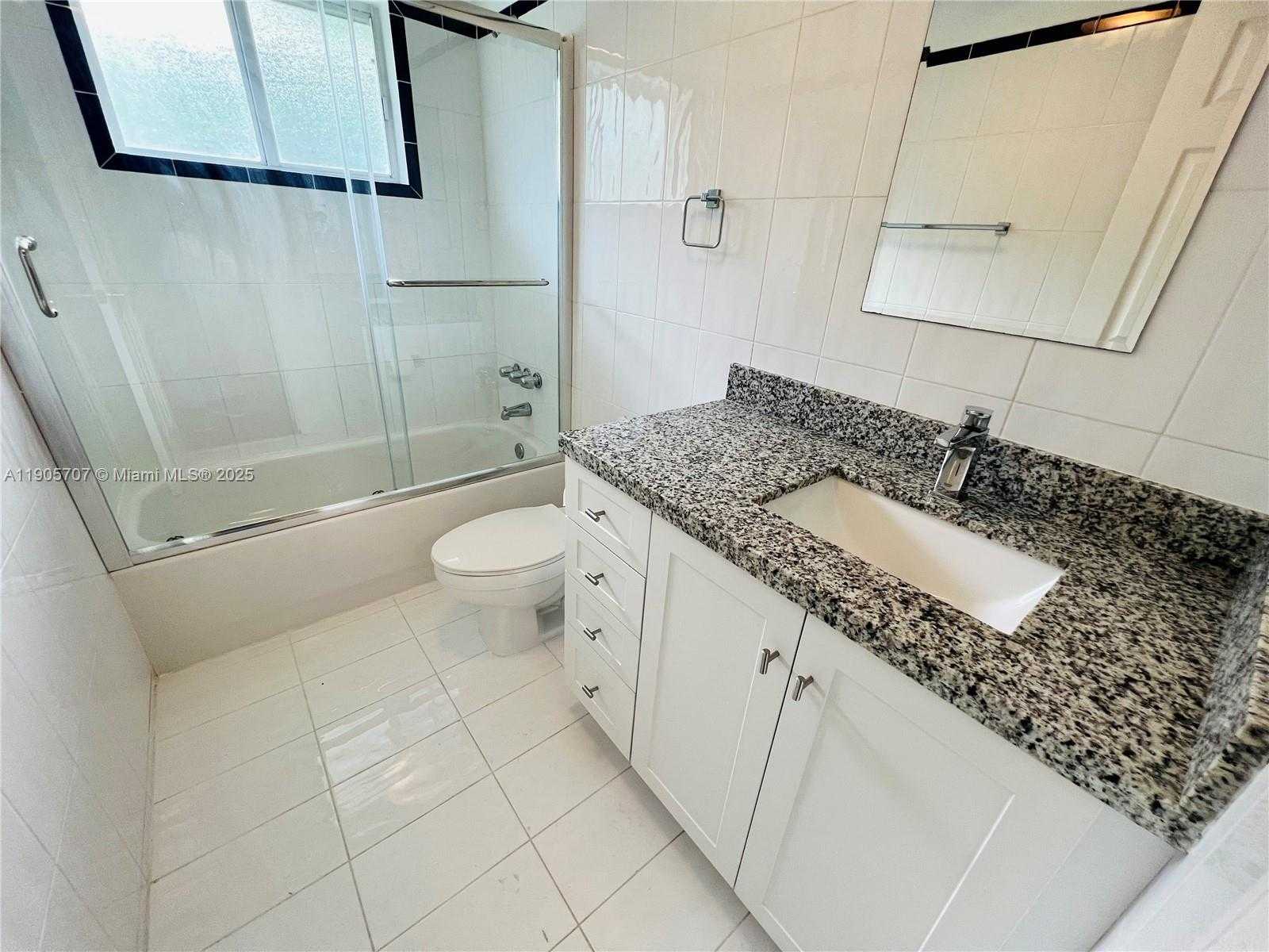 Small Image of 2033 CALAIS DR #8, Miami Beach Number 16