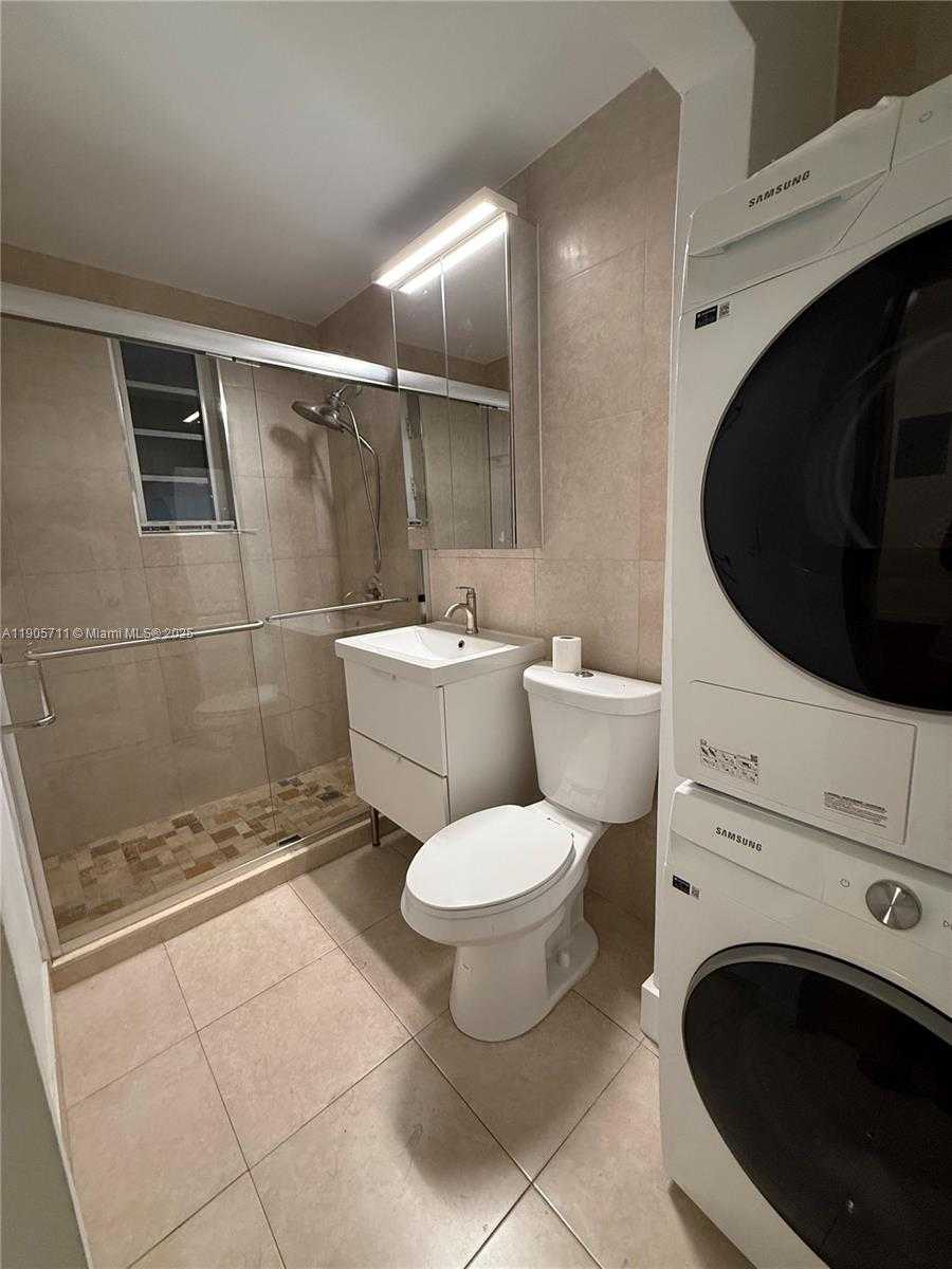 Small Image of 349 MERIDIAN AVE #B103, Miami Beach Number 15