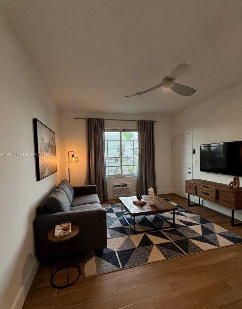 Small Image of 349 MERIDIAN AVE #B103, Miami Beach Number 21