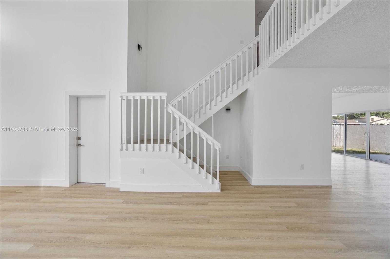 Small Image of 8501 NORTH WEST 191ST ST #8501, Hialeah Number 8