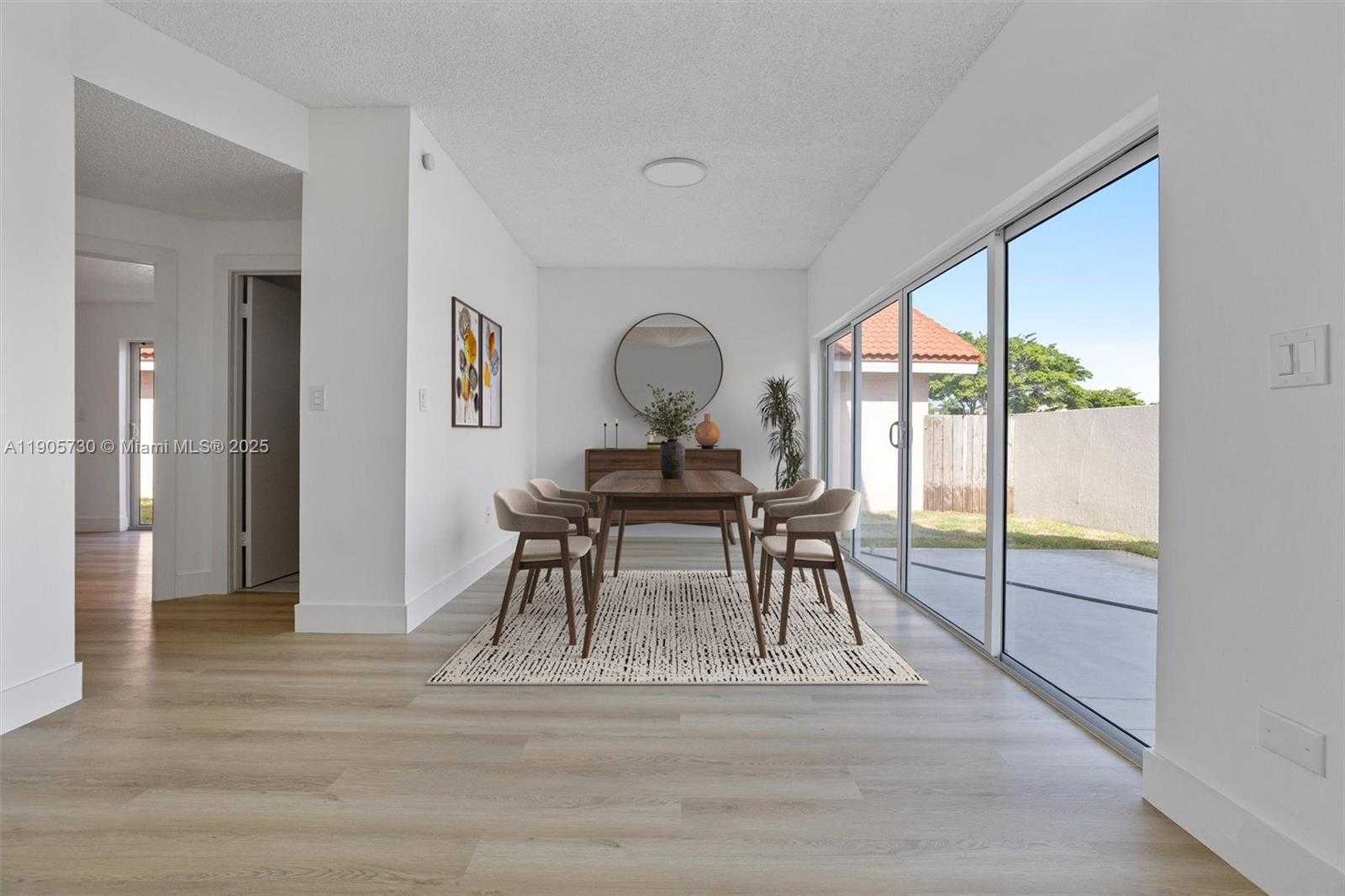 Small Image of 8501 NORTH WEST 191ST ST #8501, Hialeah Number 9