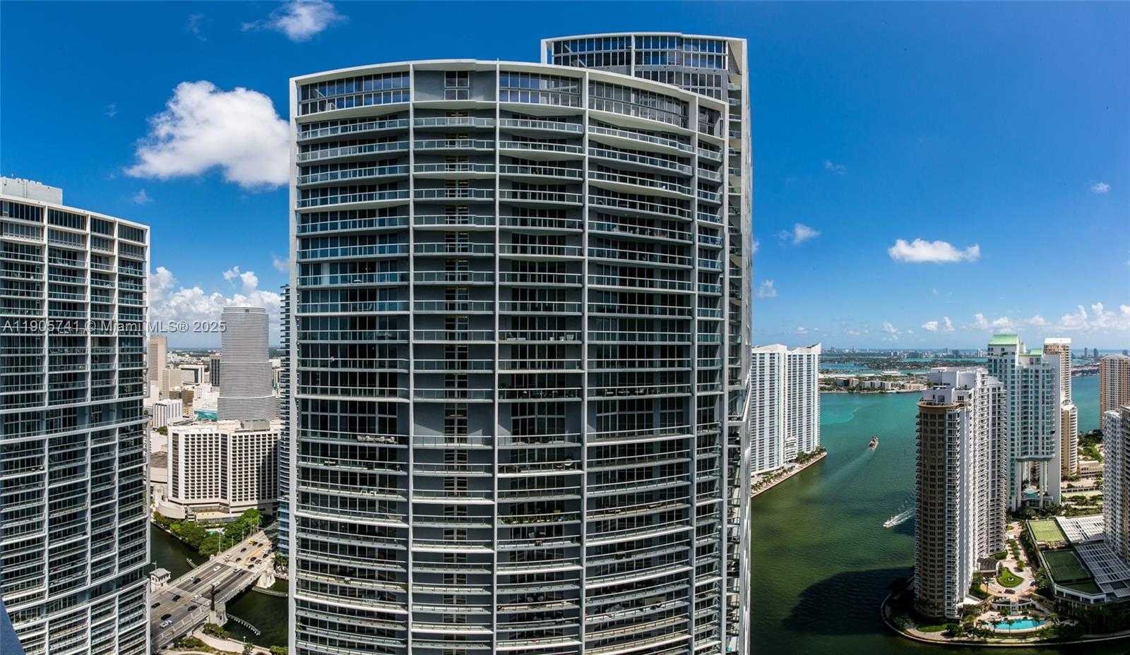 Small Image of 495 BRICKELL AVE #1710, Miami Number 2