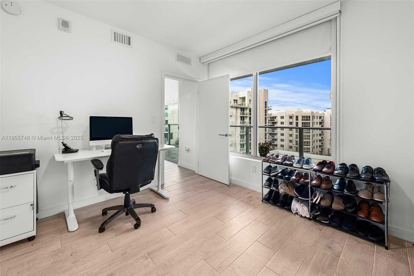 Small Image of 1600 SOUTH WEST 1ST AVE #602, Miami Number 16