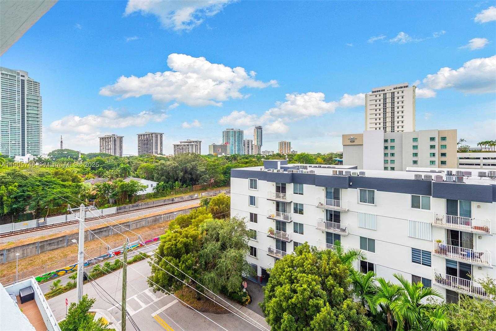 Small Image of 1600 SOUTH WEST 1ST AVE #602, Miami Number 20