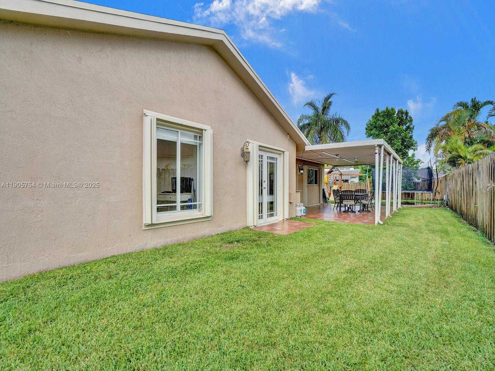 Small Image of 9700 NORTH WEST 33RD ST #9700, Sunrise Number 13