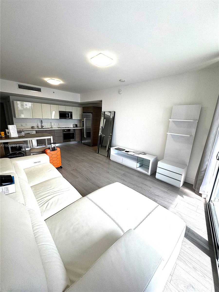 Small Image of 1010 SOUTH WEST 2ND AVE #910, Miami Number 12