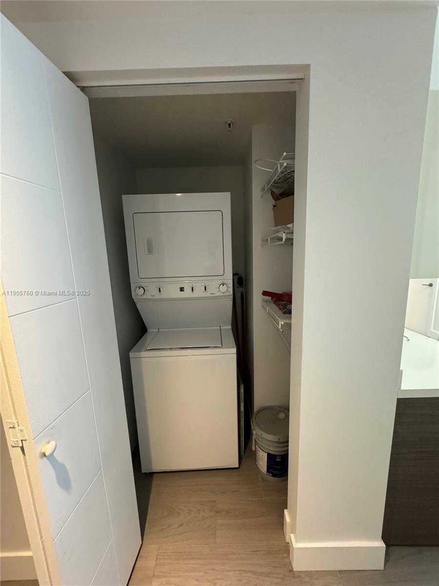 Small Image of 1010 SOUTH WEST 2ND AVE #910, Miami Number 17