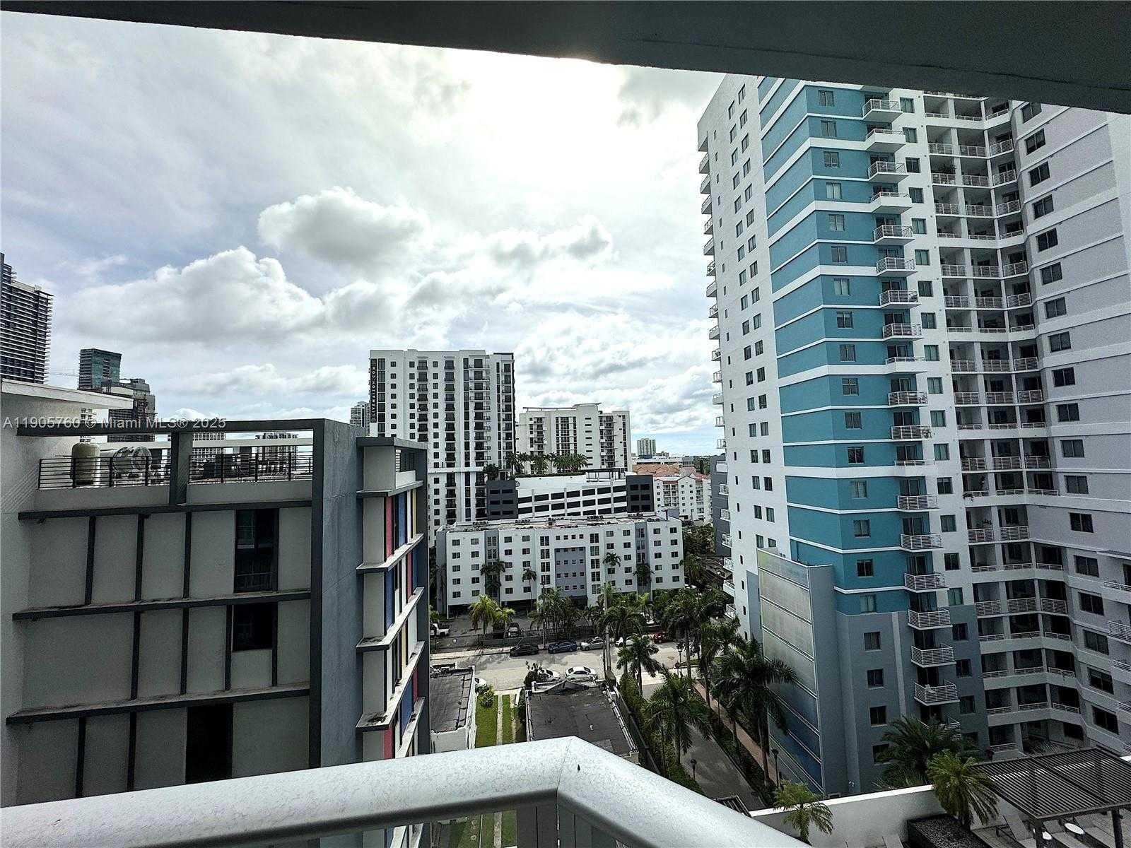 Small Image of 1010 SOUTH WEST 2ND AVE #910, Miami Number 20