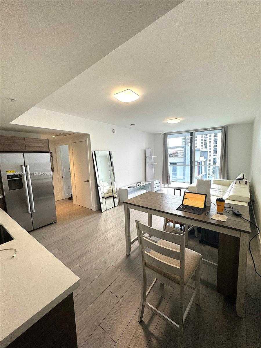 Small Image of 1010 SOUTH WEST 2ND AVE #910, Miami Number 7