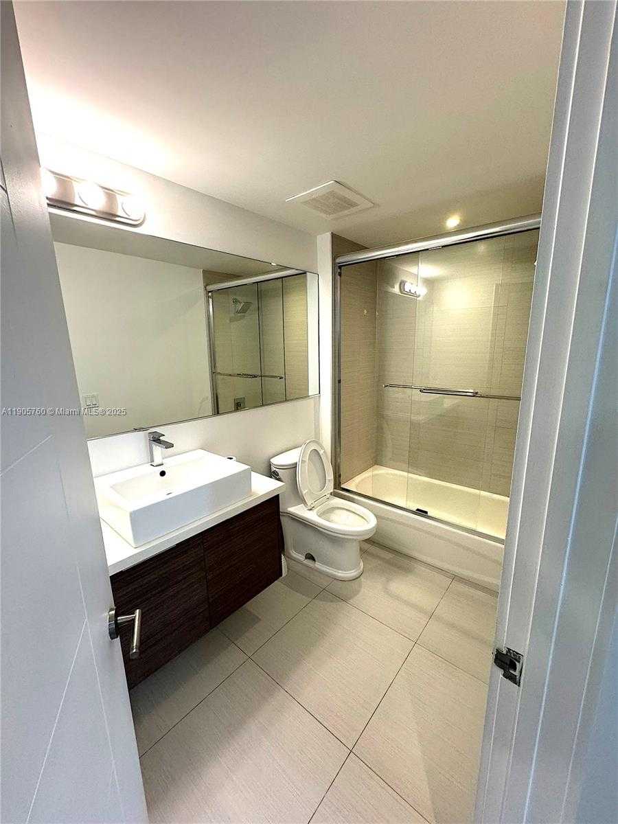 Small Image of 1010 SOUTH WEST 2ND AVE #910, Miami Number 9