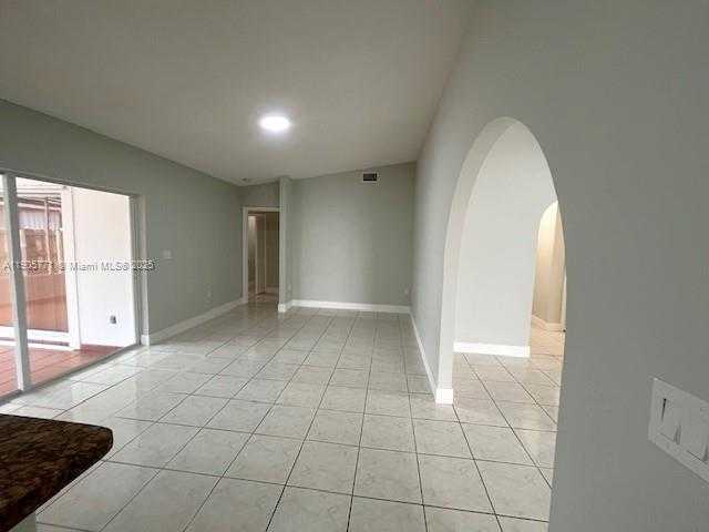 Small Image of 14526 SOUTH WEST 170TH ST, Miami Number 10