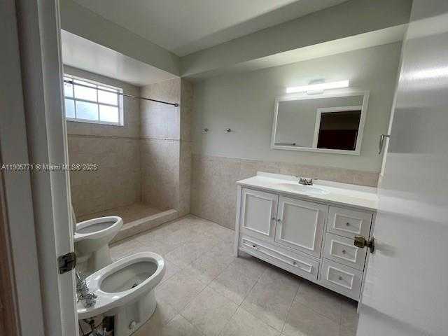 Small Image of 14526 SOUTH WEST 170TH ST, Miami Number 12