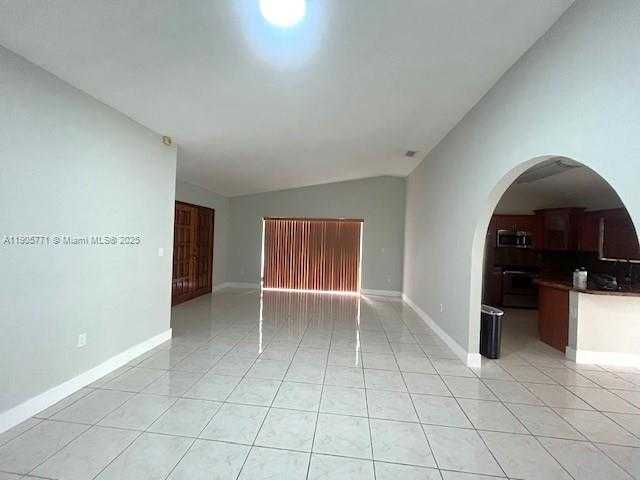 Small Image of 14526 SOUTH WEST 170TH ST, Miami Number 30