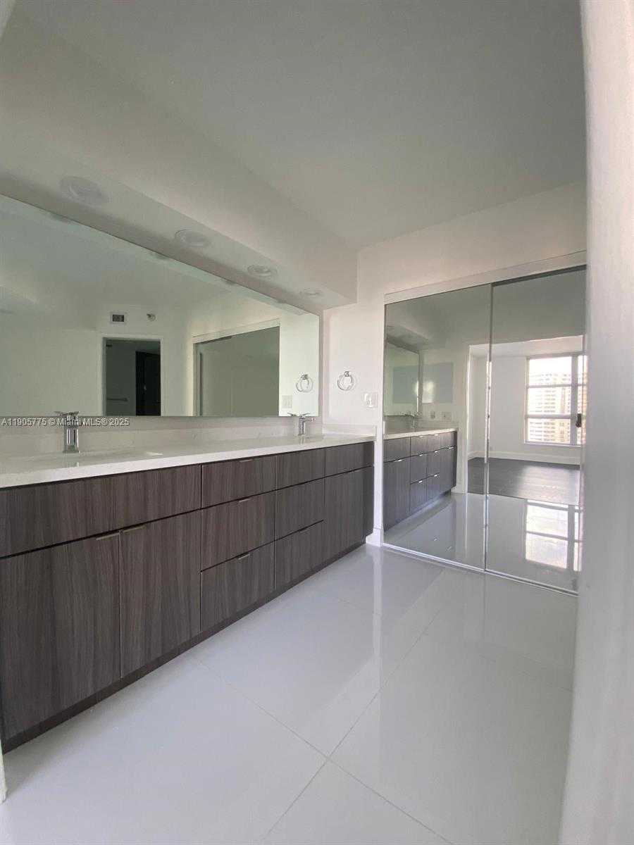 Small Image of 19101 MYSTIC POINTE DR #2306, Aventura Number 16