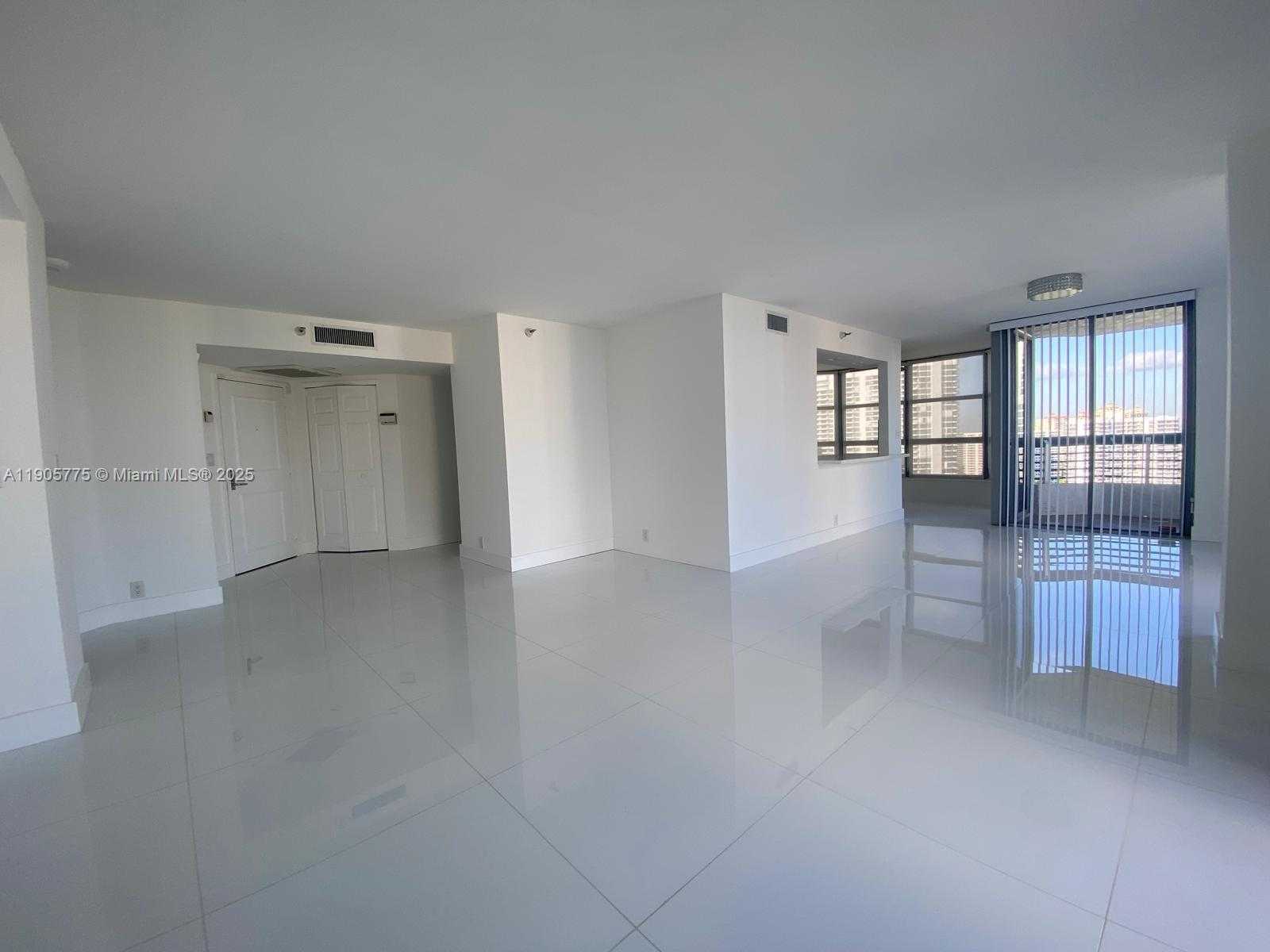 Small Image of 19101 MYSTIC POINTE DR #2306, Aventura Number 18