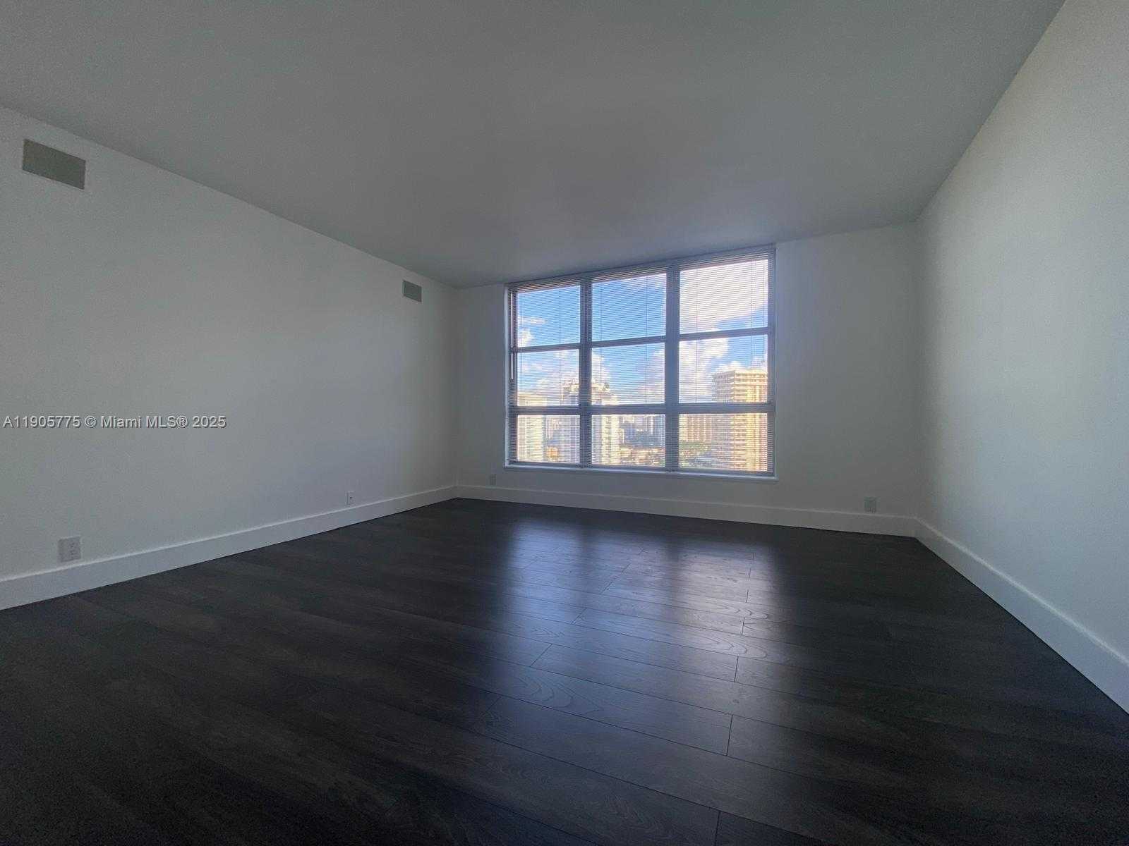 Small Image of 19101 MYSTIC POINTE DR #2306, Aventura Number 19