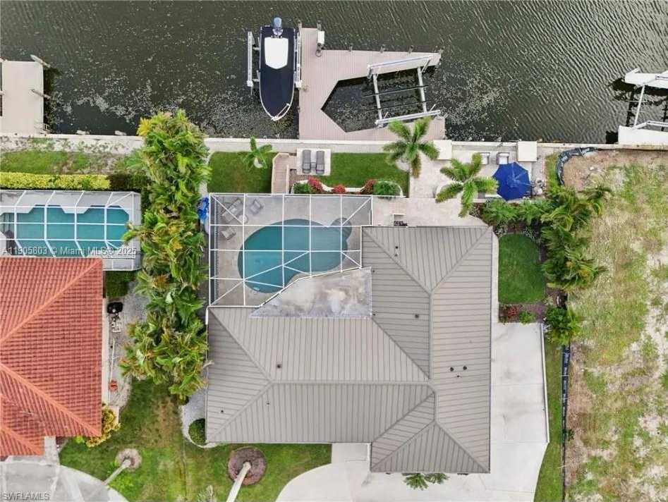 Small Image of 444 N BARFIELD DR, Marco Island Number 41