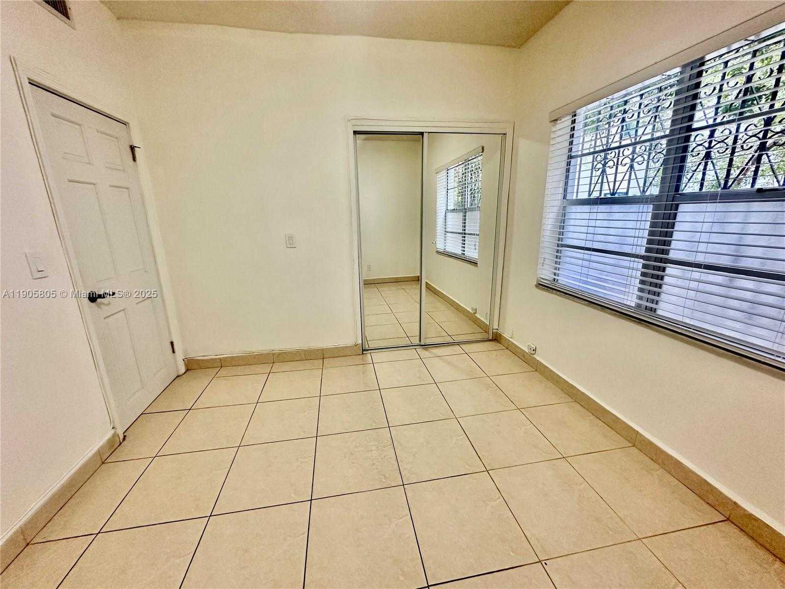 Small Image of 1508 SOUTH WEST 13TH AVE, Miami Number 17