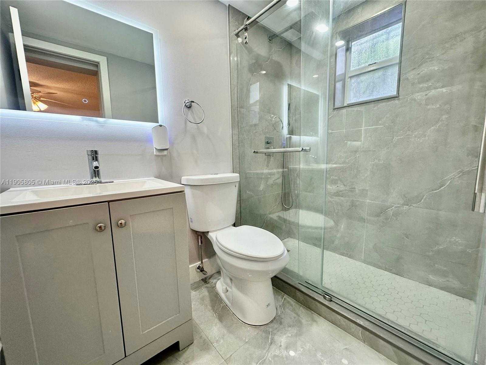 Small Image of 1508 SOUTH WEST 13TH AVE, Miami Number 20