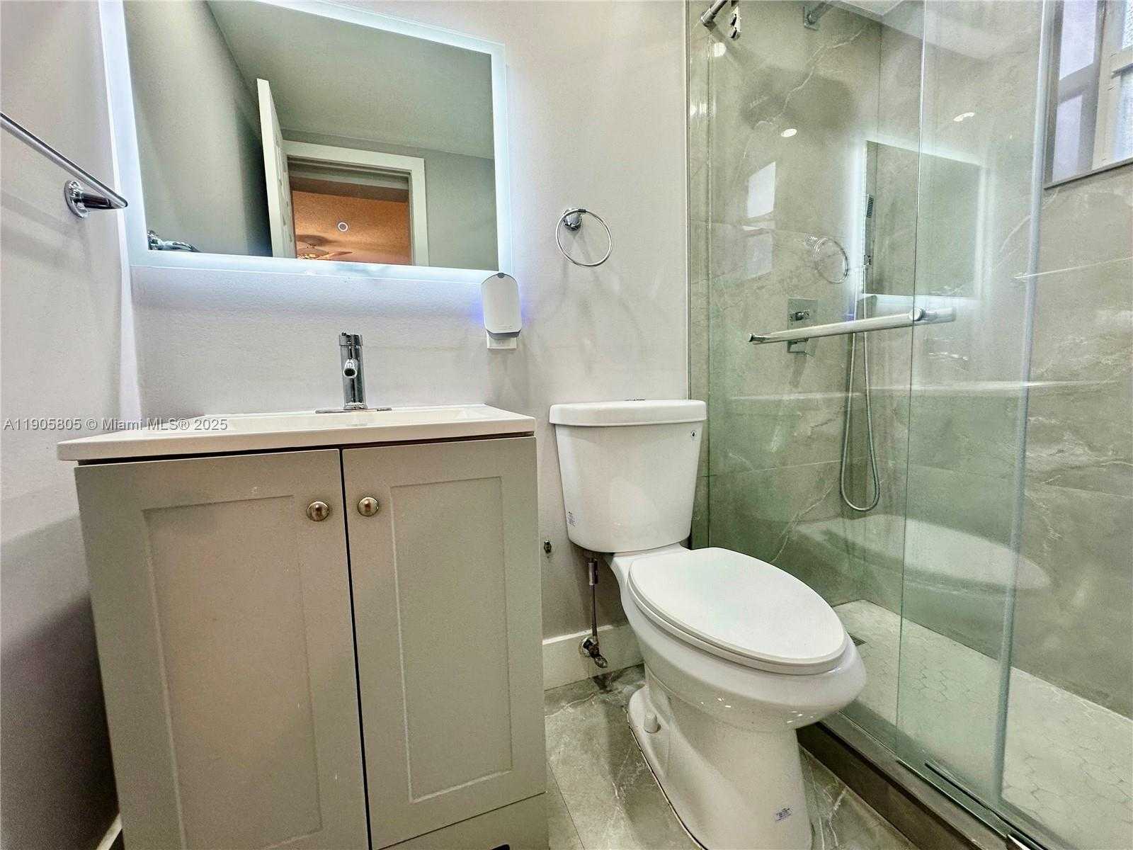 Small Image of 1508 SOUTH WEST 13TH AVE, Miami Number 21