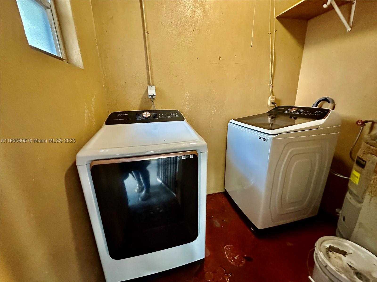 Small Image of 1508 SOUTH WEST 13TH AVE, Miami Number 24