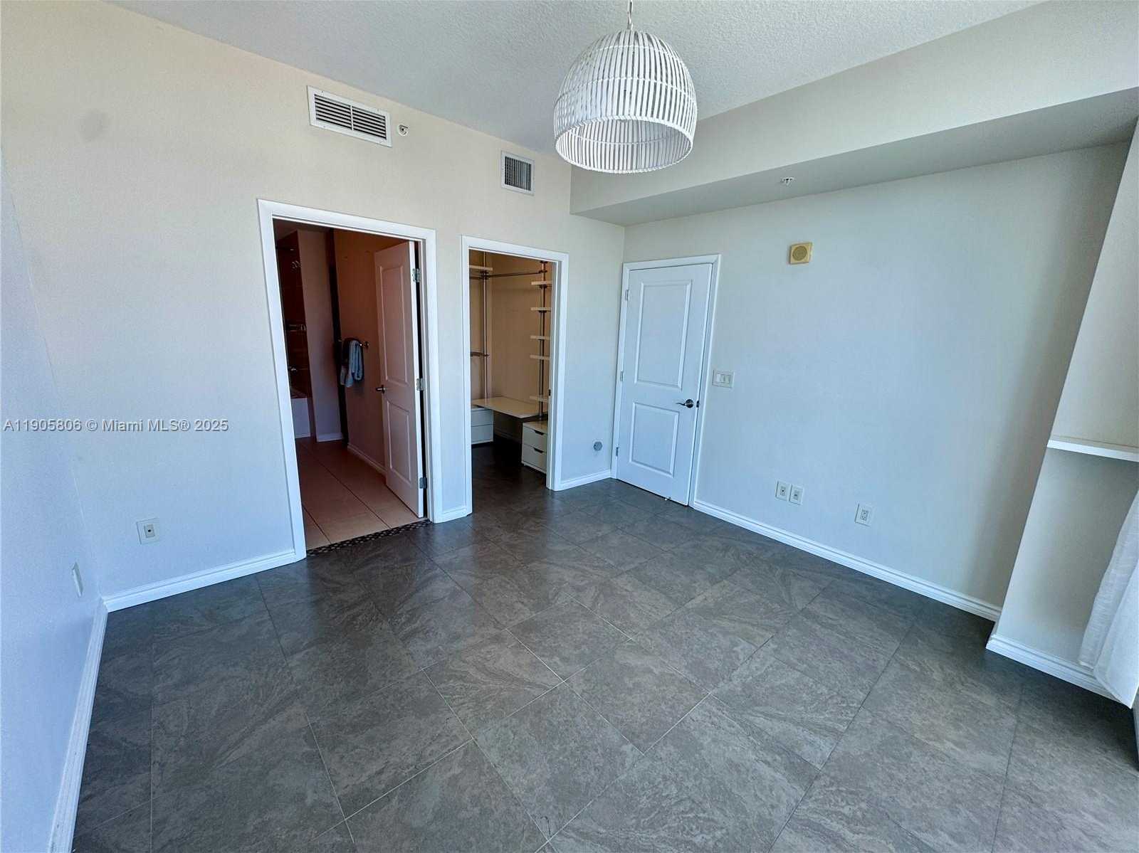 Small Image of 1945 SOUTH OCEAN DR #2311, Hallandale Beach Number 22