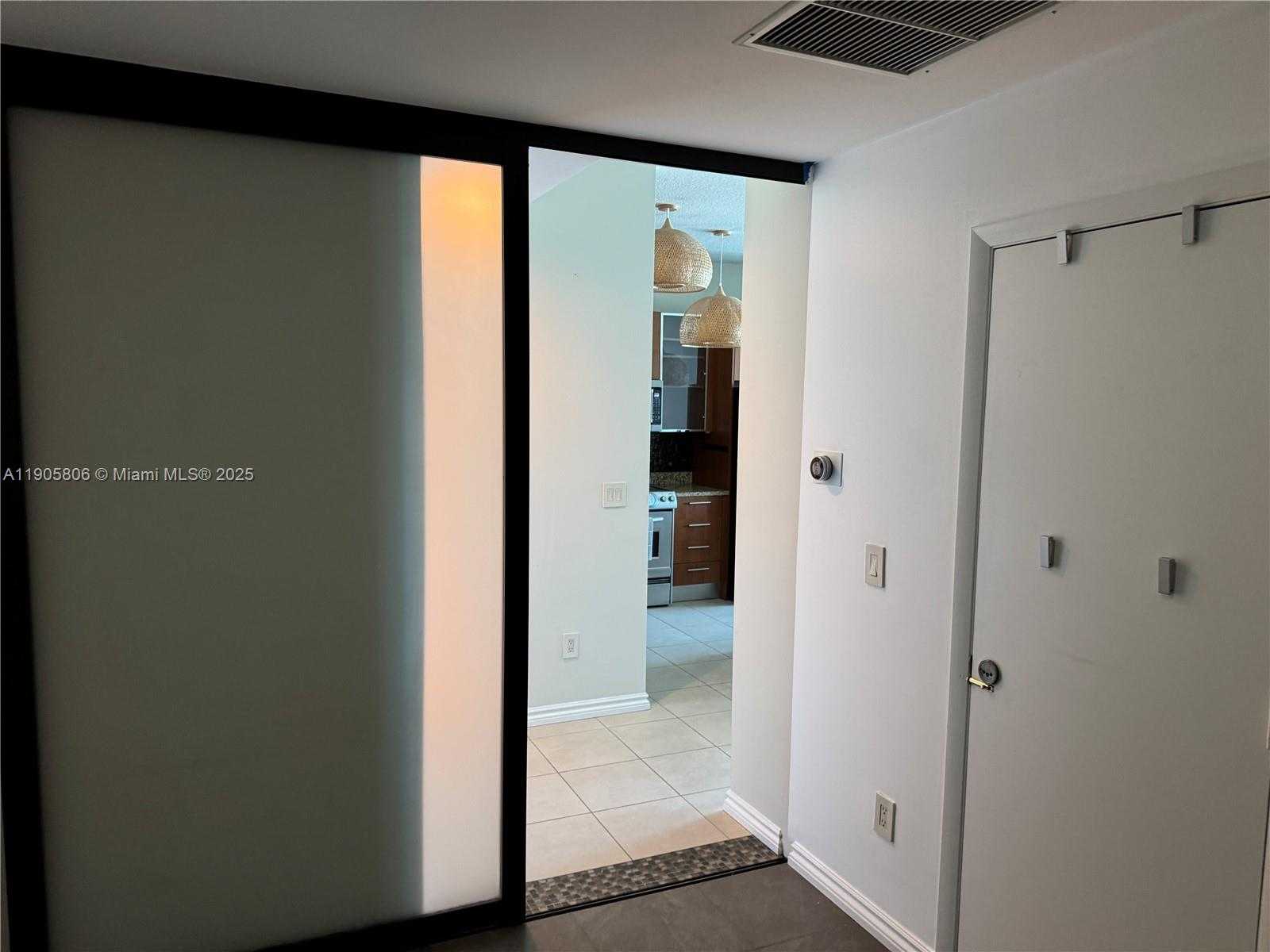 Small Image of 1945 SOUTH OCEAN DR #2311, Hallandale Beach Number 24