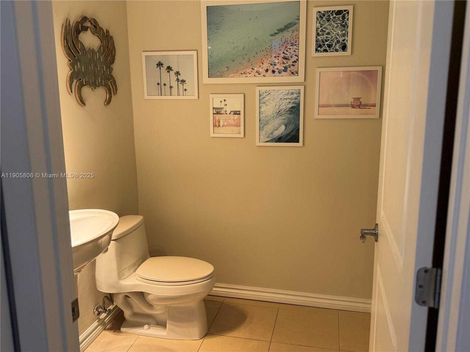 Small Image of 1945 SOUTH OCEAN DR #2311, Hallandale Beach Number 27