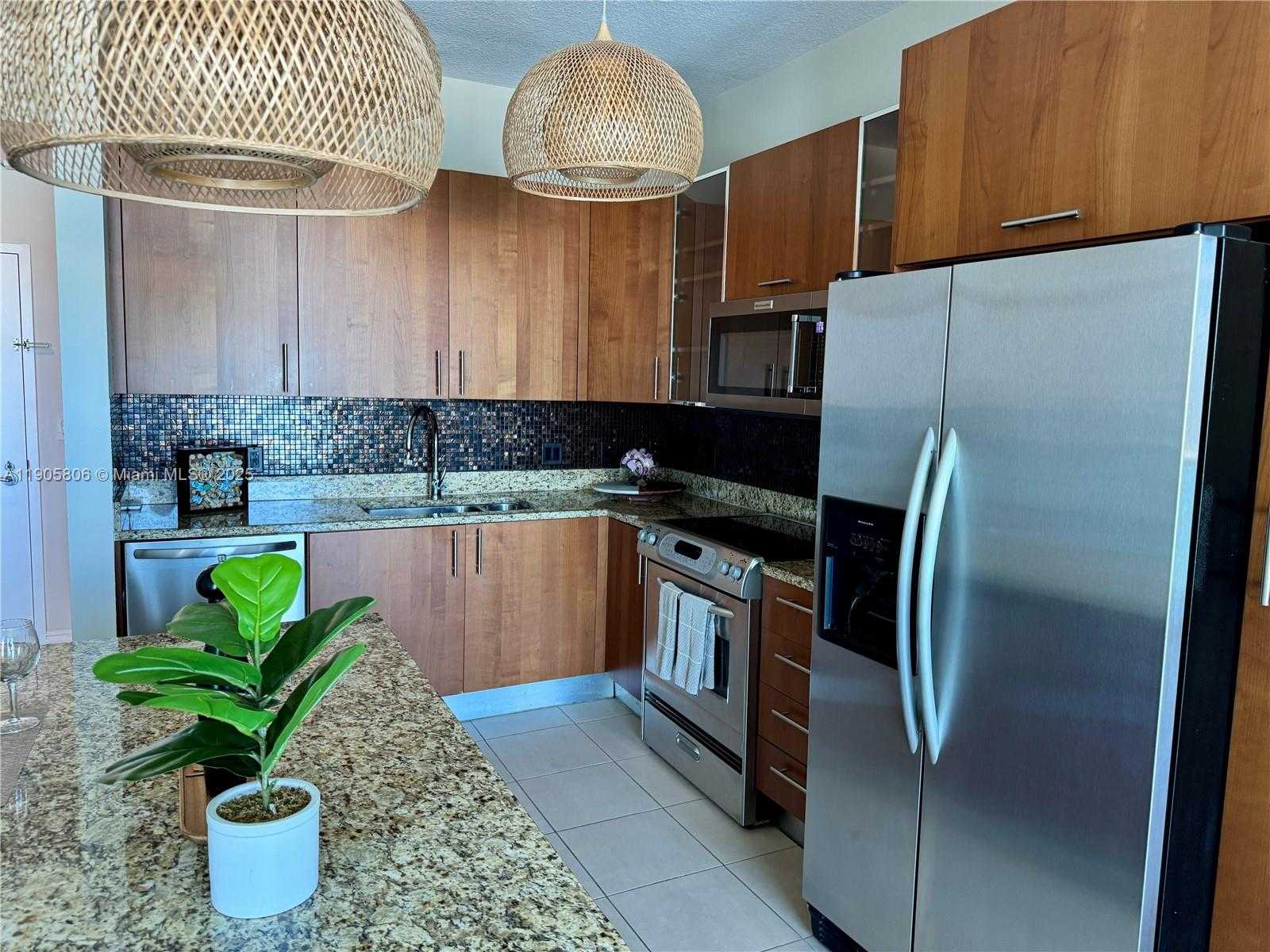 Small Image of 1945 SOUTH OCEAN DR #2311, Hallandale Beach Number 6