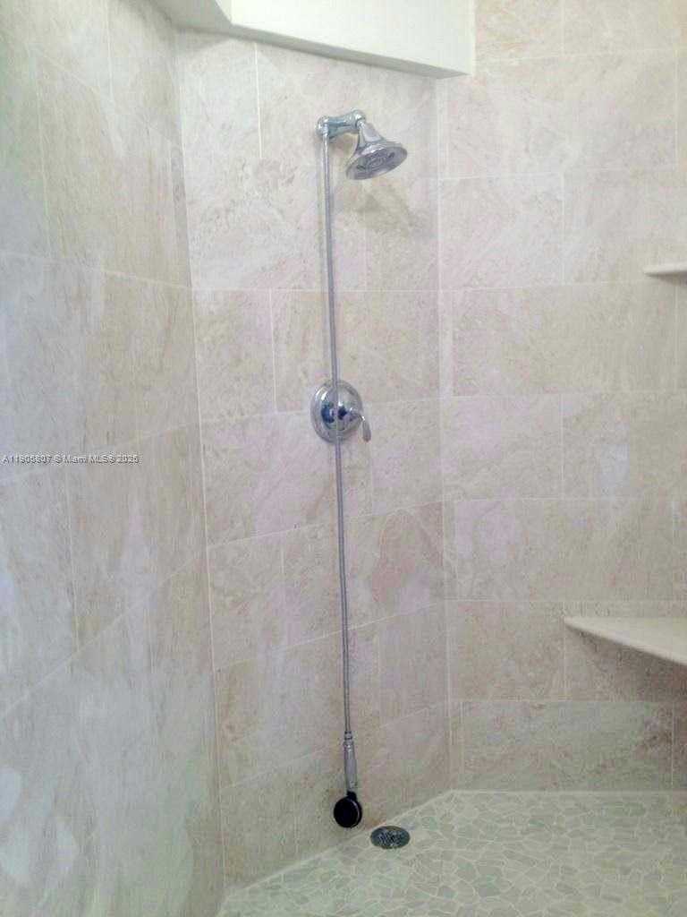 Small Image of 1901 BRICKELL AVE #B2214, Miami Number 27