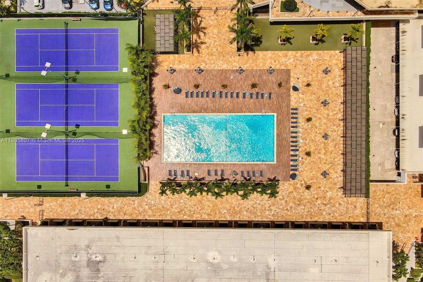 Small Image of 1901 BRICKELL AVE #B2214, Miami Number 32