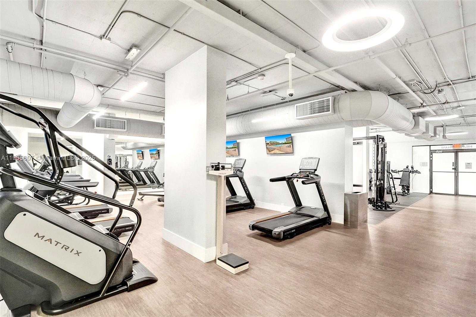 Small Image of 1901 BRICKELL AVE #B2214, Miami Number 37