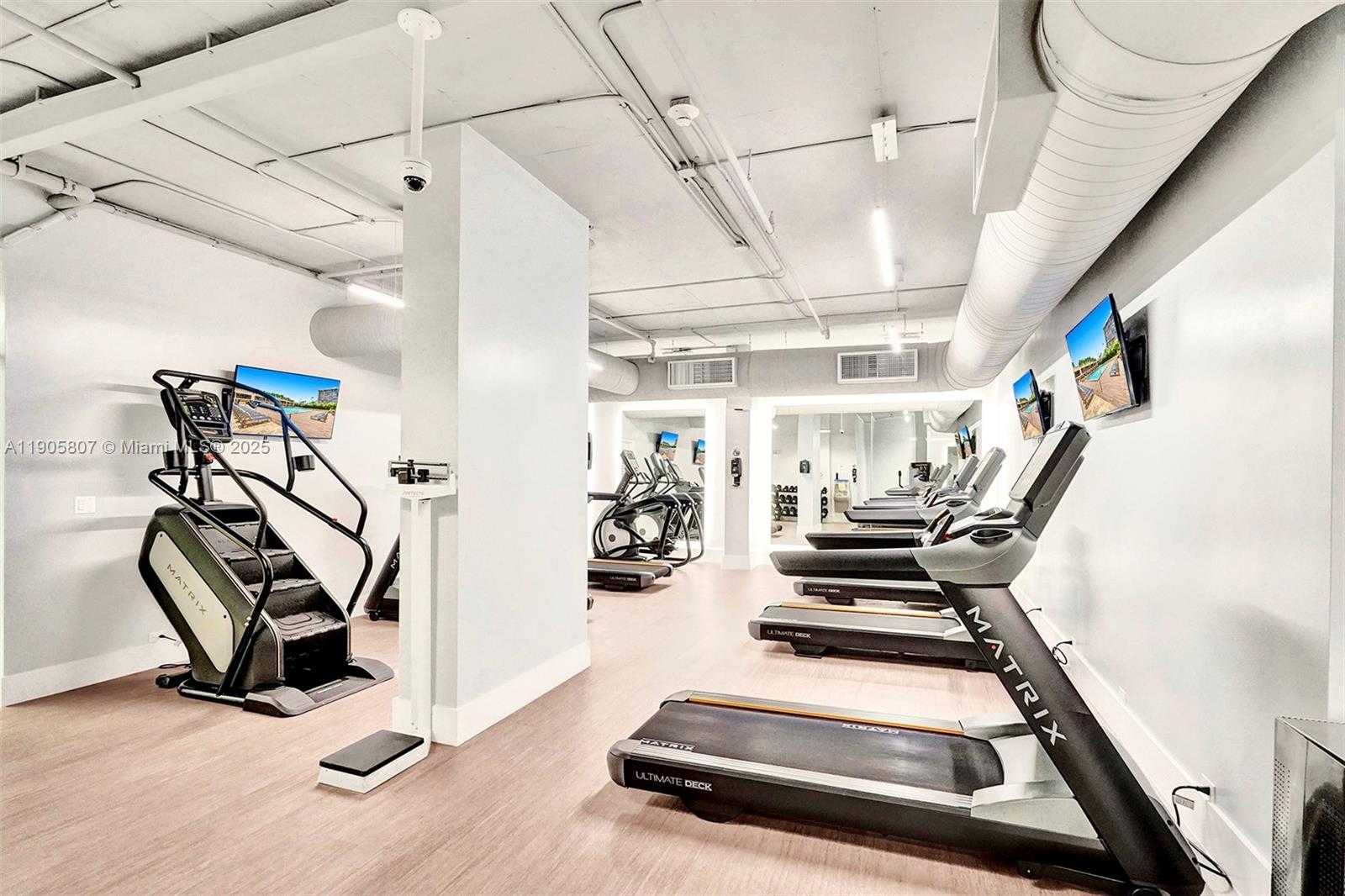 Small Image of 1901 BRICKELL AVE #B2214, Miami Number 38