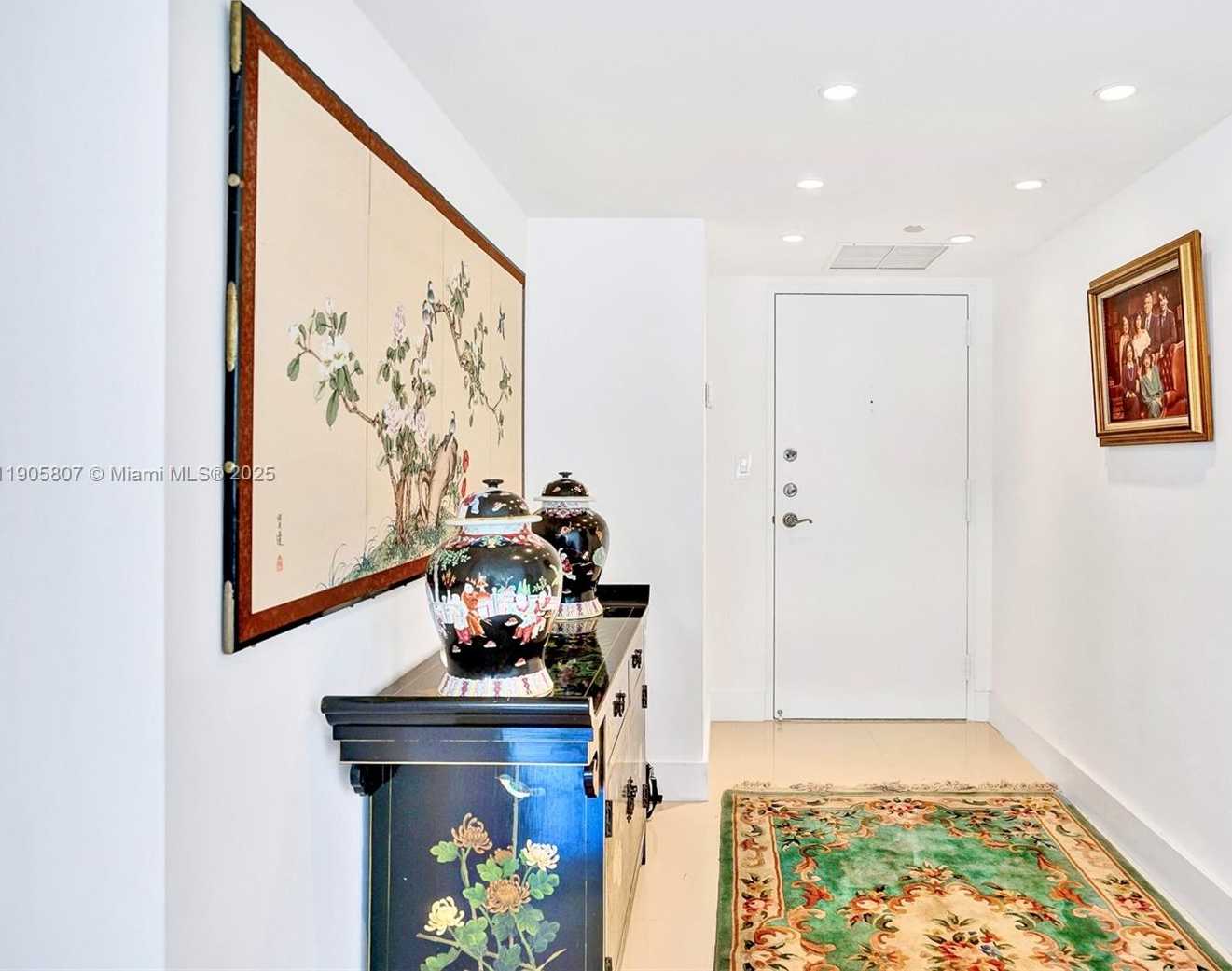 Small Image of 1901 BRICKELL AVE #B2214, Miami Number 6