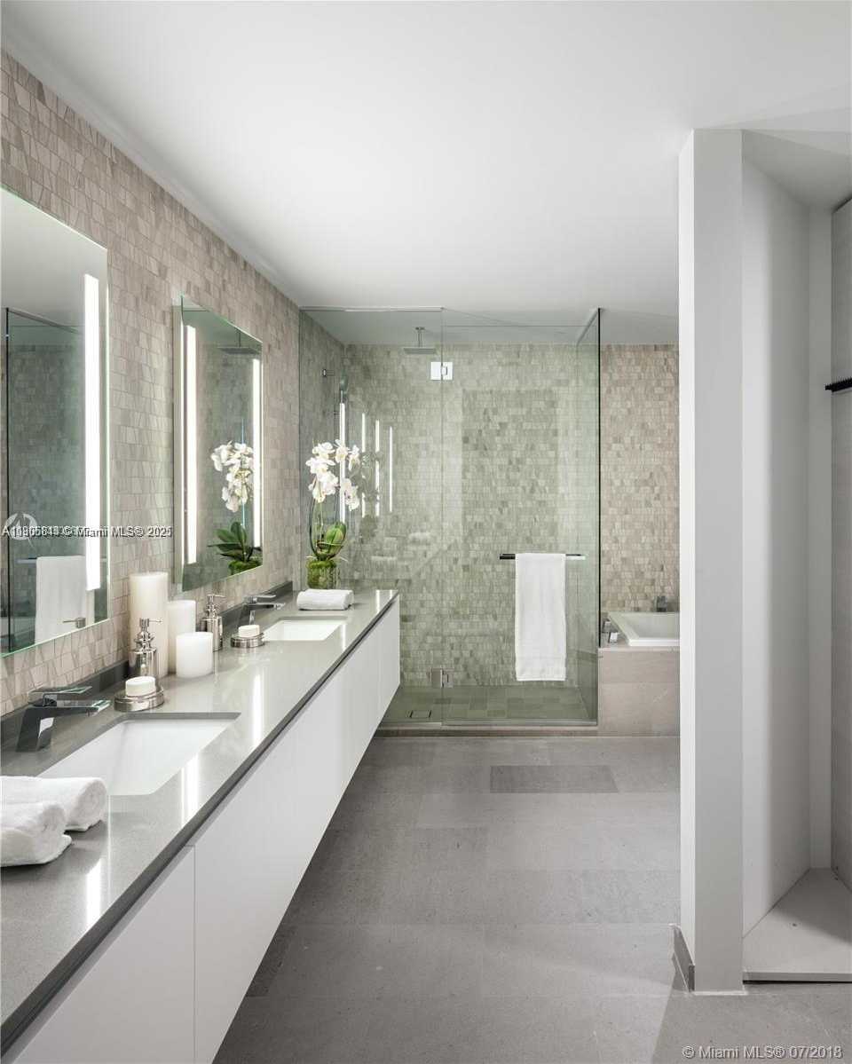 Small Image of 88 SOUTH WEST 7TH ST #3610, Miami Number 13