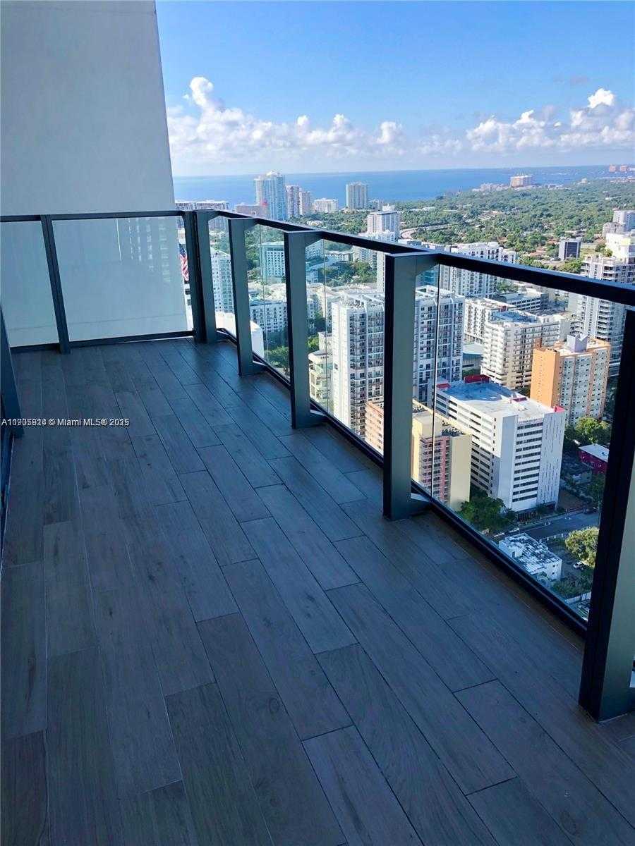Small Image of 88 SOUTH WEST 7TH ST #3610, Miami Number 2