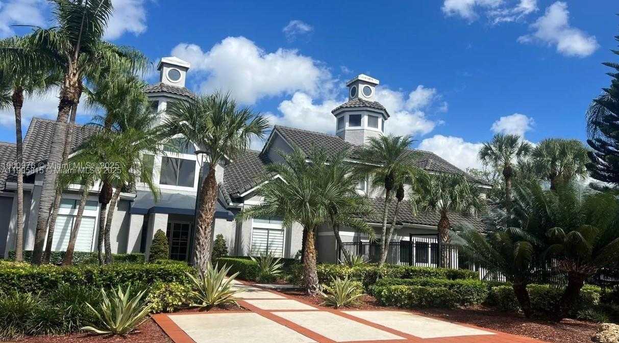 Small Image of 10381 SOUTH WEST 150TH CT #11203, Miami Number 2