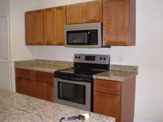 Small Image of 10381 SOUTH WEST 150TH CT #11203, Miami Number 5