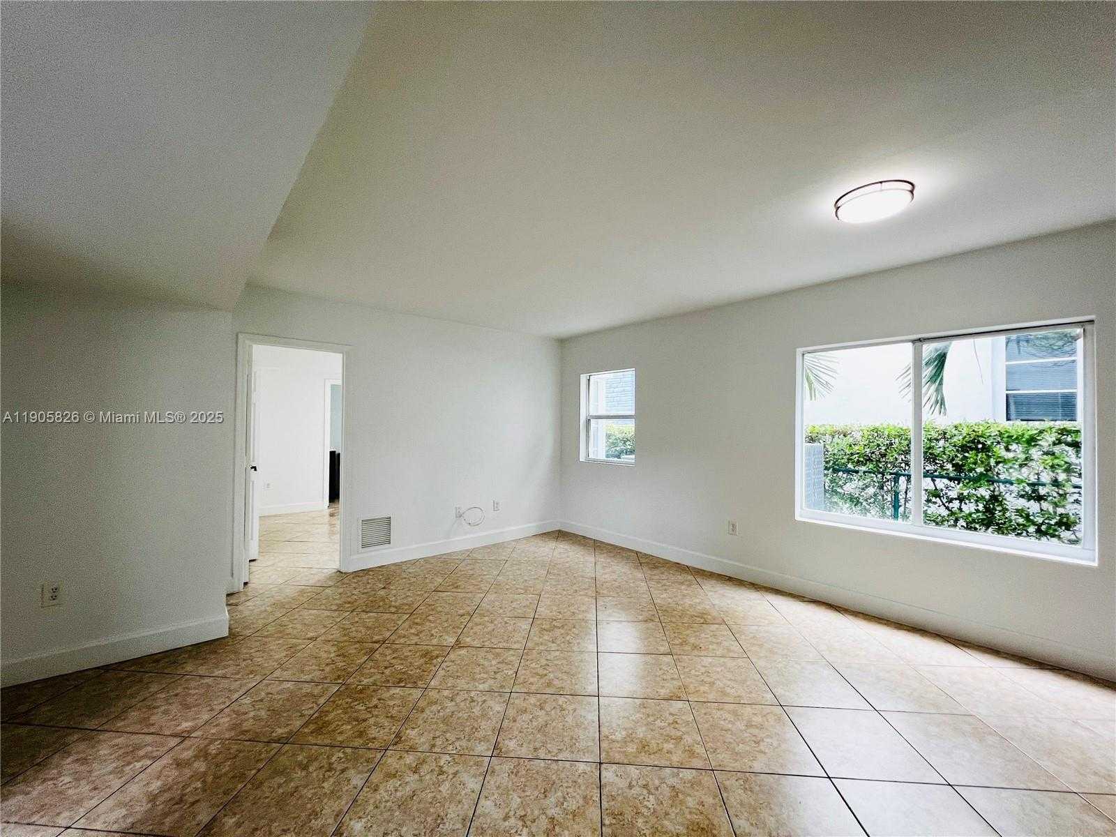 Small Image of 950 BAY DR #6, Miami Beach Number 11