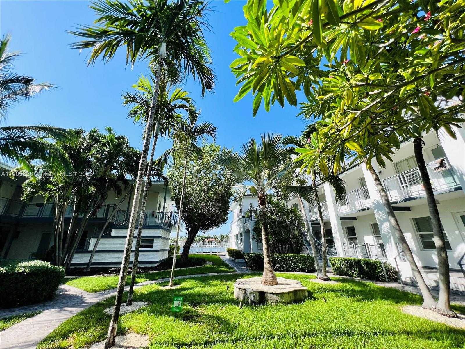 Small Image of 950 BAY DR #6, Miami Beach Number 20