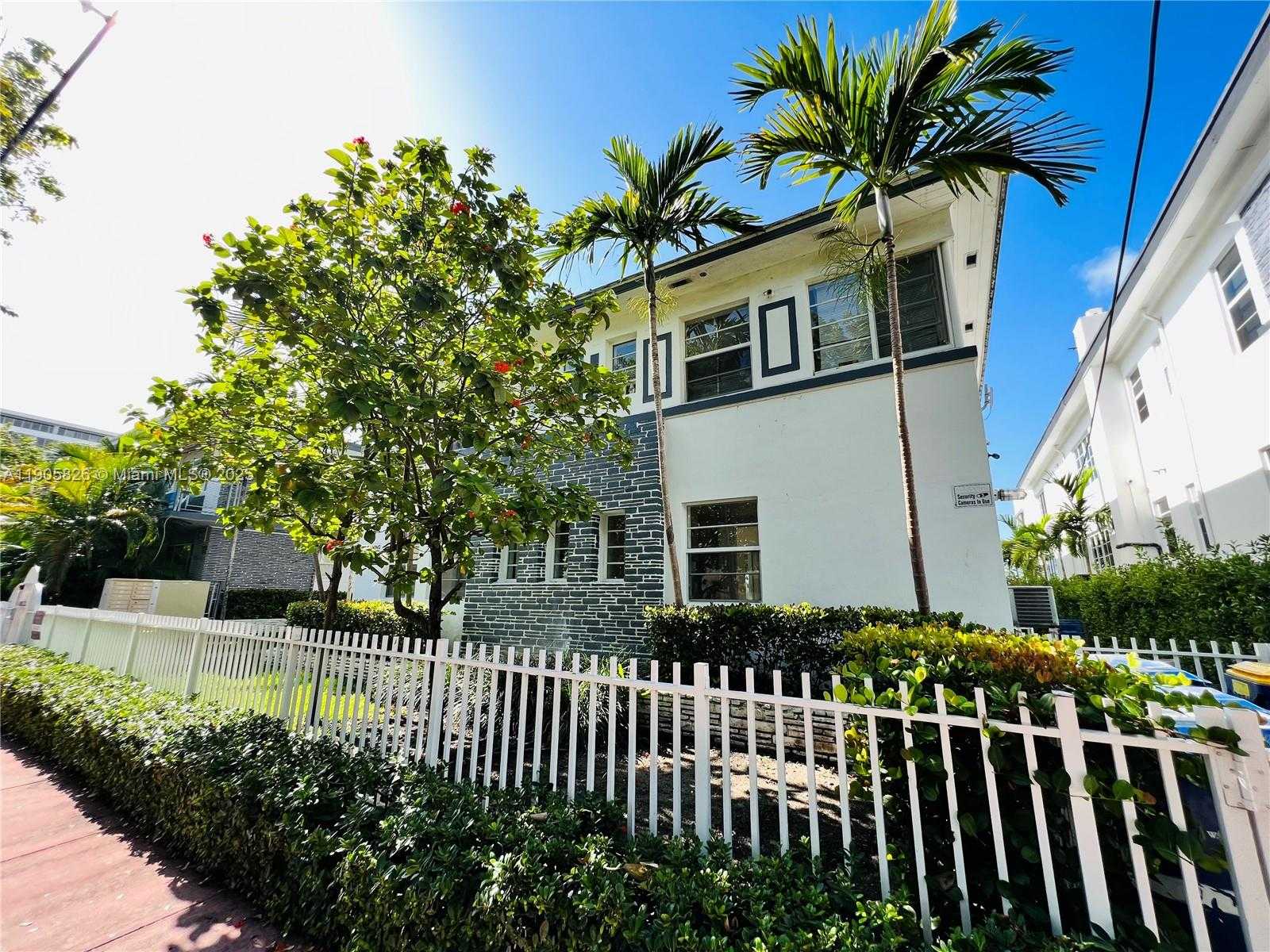 Small Image of 950 BAY DR #6, Miami Beach Number 21