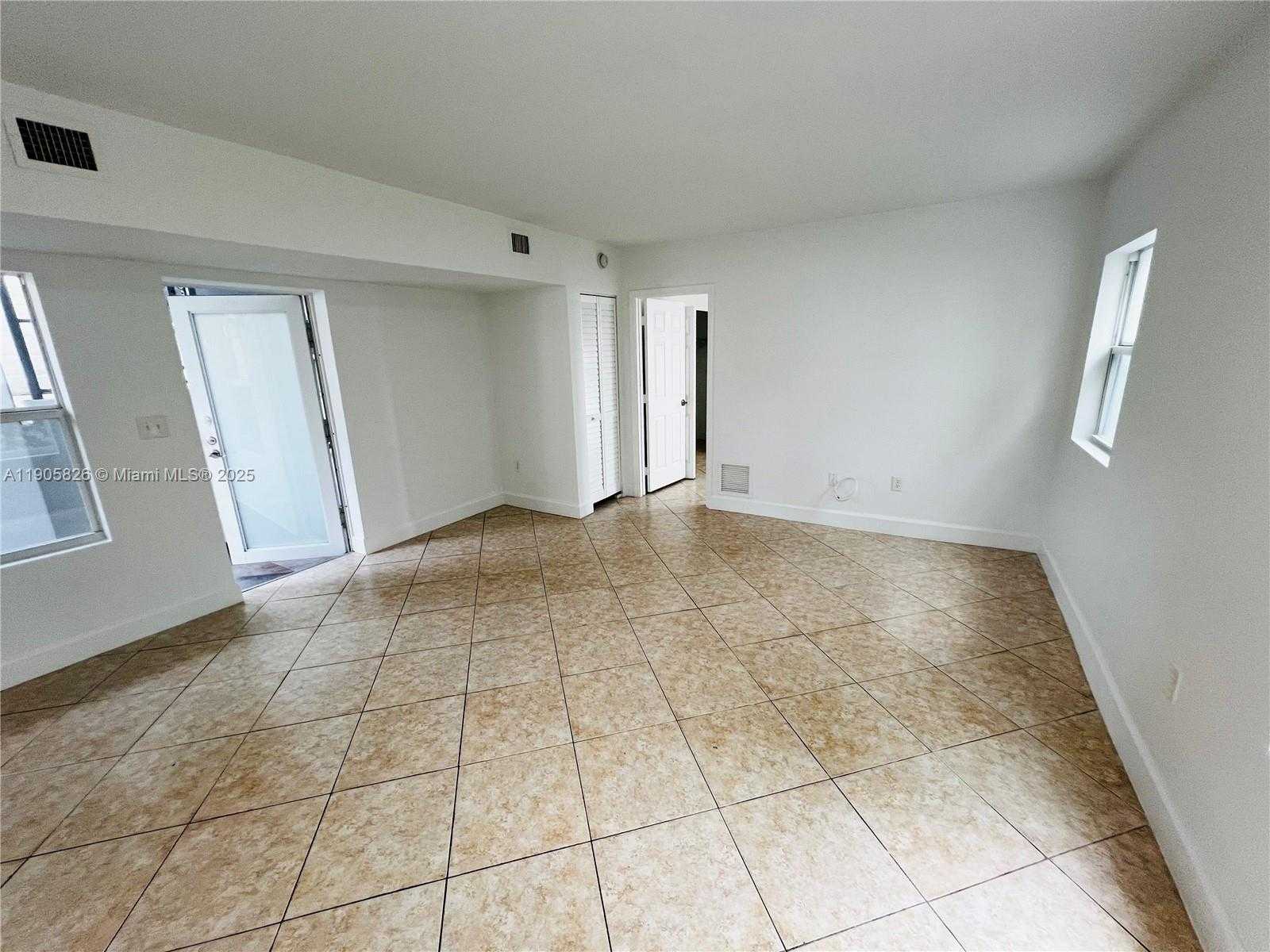 Small Image of 950 BAY DR #6, Miami Beach Number 7