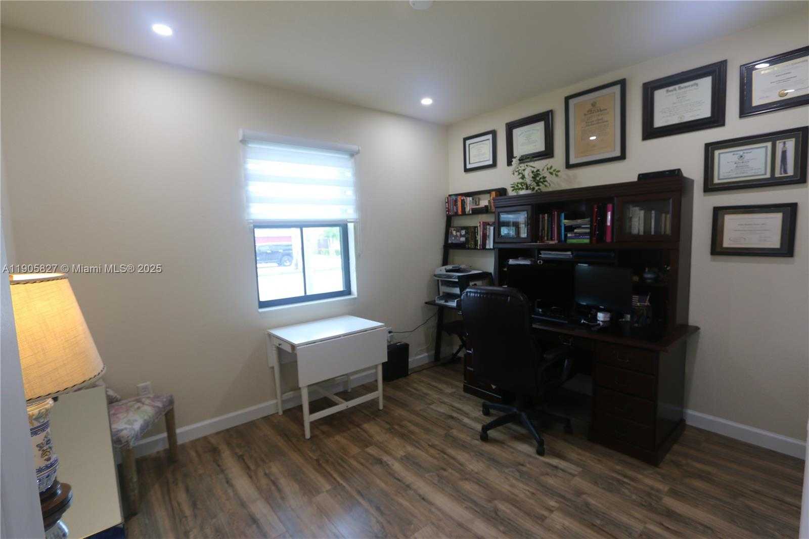 Small Image of 24123 SOUTH WEST 118TH AVE, Homestead Number 11