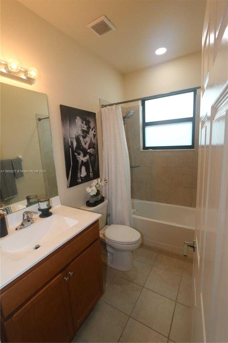 Small Image of 24123 SOUTH WEST 118TH AVE, Homestead Number 13