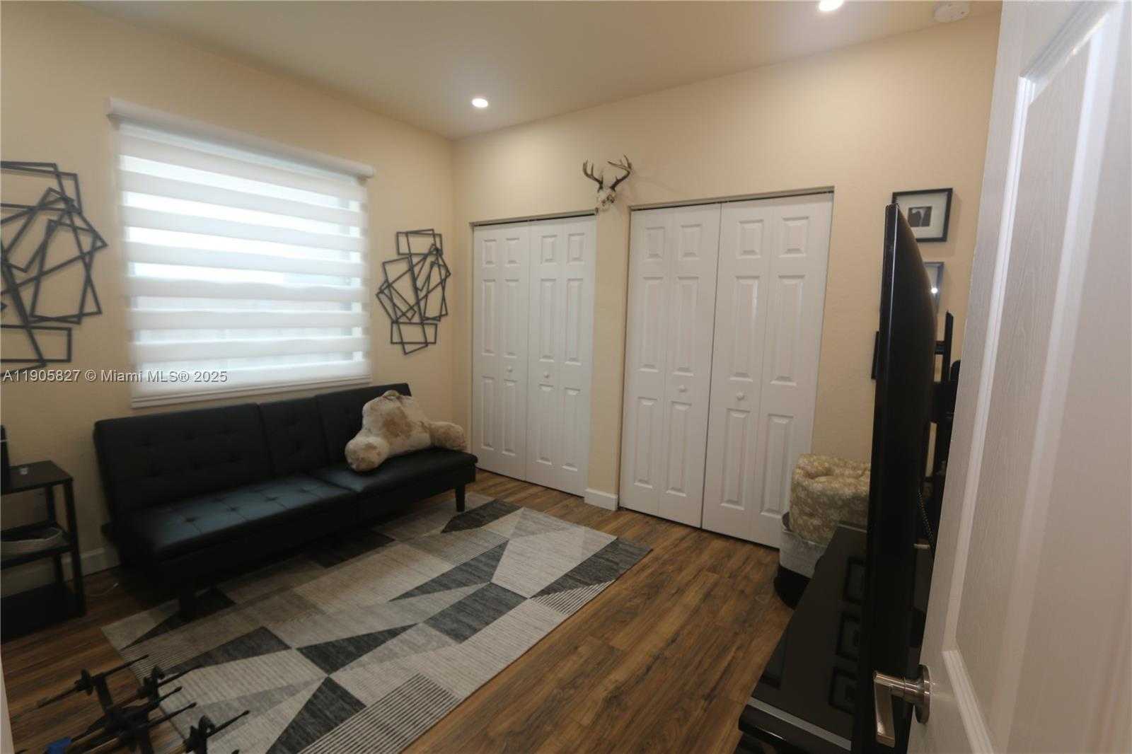 Small Image of 24123 SOUTH WEST 118TH AVE, Homestead Number 15