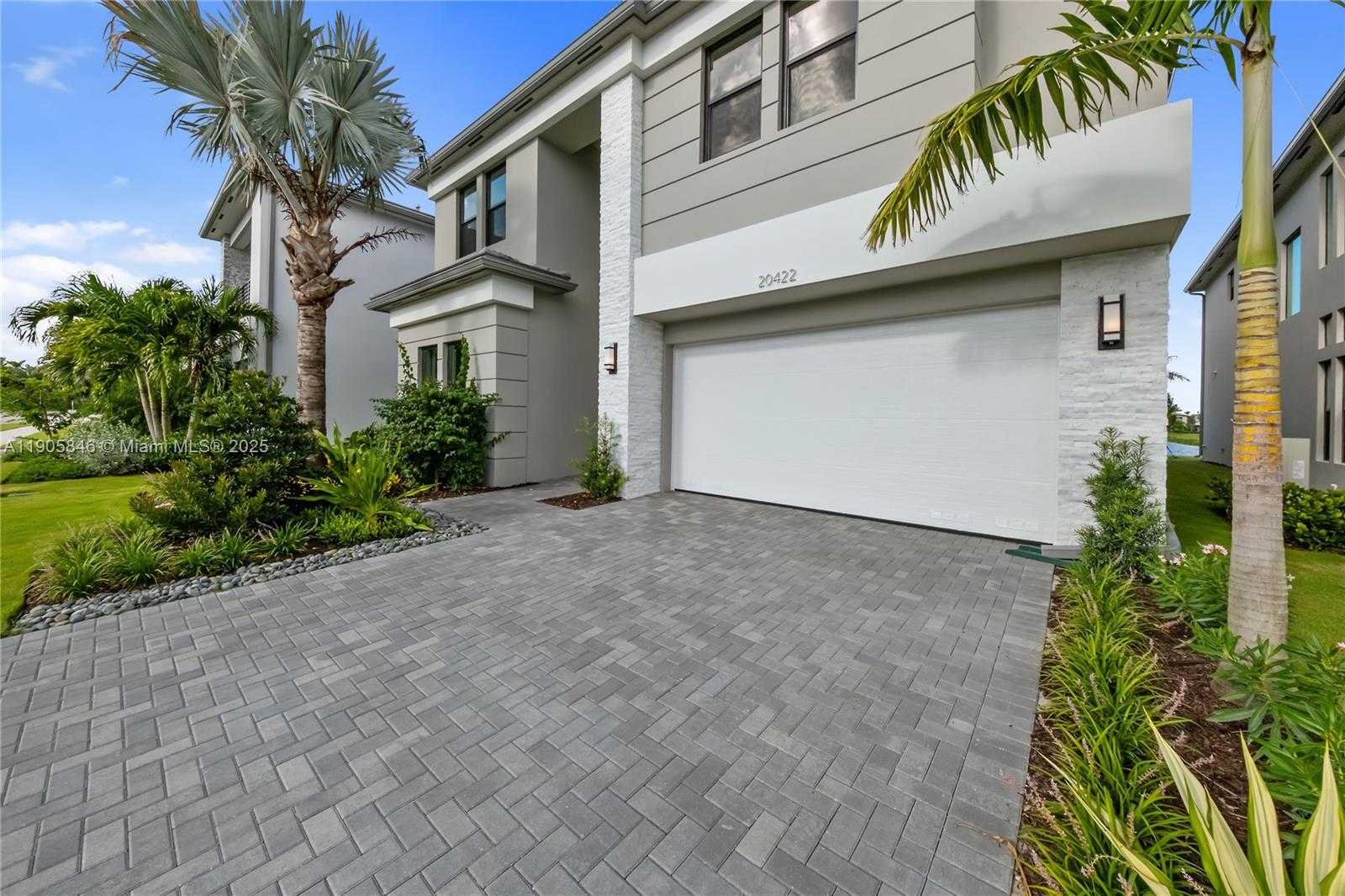 Small Image of 20422 SOUTHERNWOOD AVE, Boca Raton Number 23