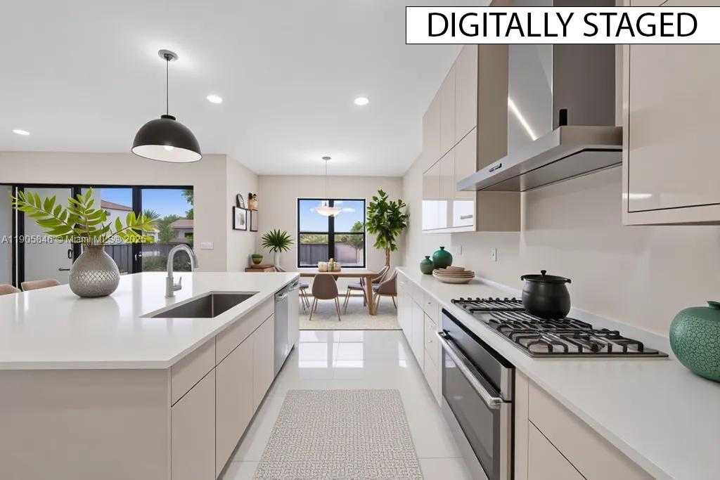 Small Image of 20422 SOUTHERNWOOD AVE, Boca Raton Number 7