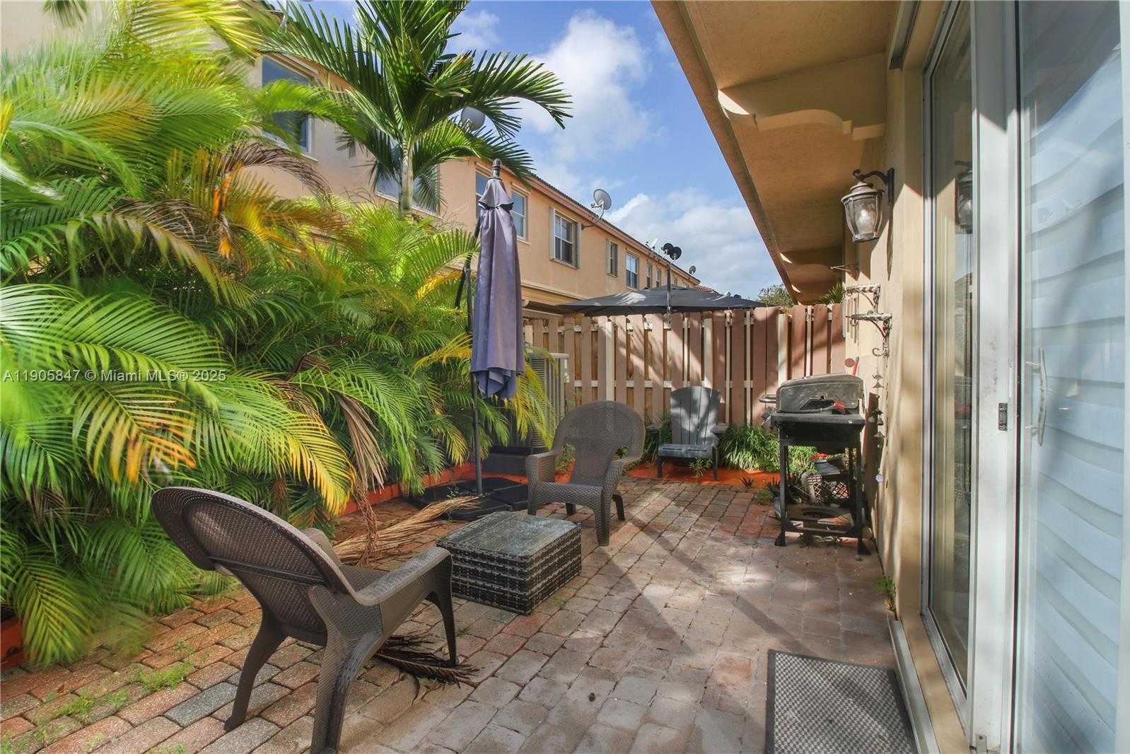 Small Image of 12844 SOUTH WEST 133 TERRACE, Miami Number 16